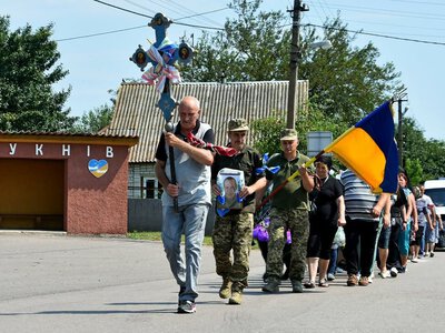 На Чернігівщині попрощалися із захисником Олегом Литвином