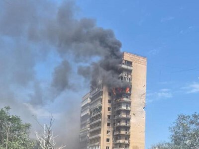 По центру Краматорська вдарили дві авіабомби сьогодні вранці, є поранені