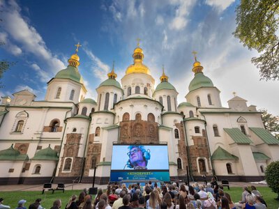 «Спроможні», «Театр Ветеранів», 100 років української анімації – КіноБукет оголосив програму на Bouquet Kyiv Stage