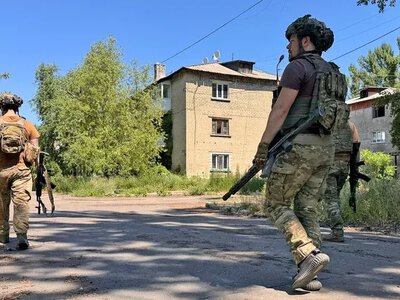 Окупанти можуть застосовувати бронетехніку для просування у бік Добропілля