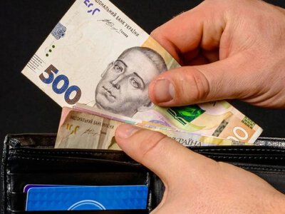 У серпні на картку поступить виплата за 2 місяці: хто отримає кошти за травень і червень