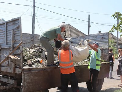 У Білгороді-Дністровському триває ліквідація наслідків ворожої атаки