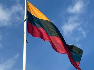 Литва вимагатиме від РФ компенсацію за пошкодження посольства у Києві внаслідок обстрілу