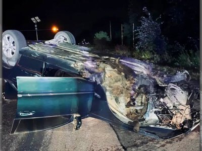 Mercedes пошкодив 38 метрів відбійника на трасі Київ-Чоп
