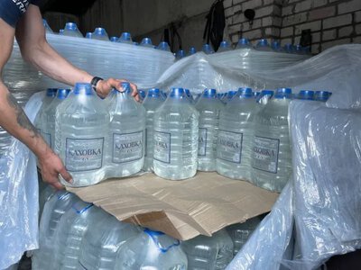 Окупанти на Херсонщині приховали графіки підвозу води