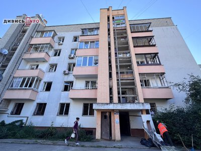 У Львові почали відновлювати будинки, зруйновані атакою РФ 30 липня