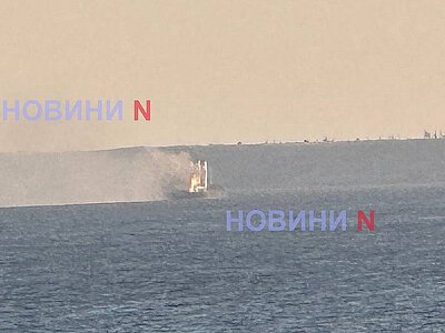 У ВМС пояснили, навіщо Росія повторно б'є по заблокованих судах у портах Миколаєва