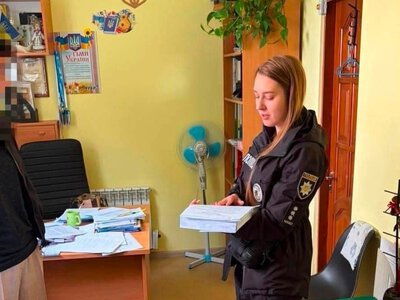Зарізав 17-річну дівчину, поки всі спали: поліція затримала підозрюваного у жорстокому вбивстві