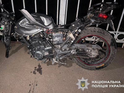 Раптова смерть на Обухівщині: На залізничному переїзді загинув 15-річний мотоцикліст