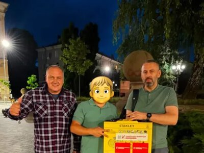 Волонтери з Тернопільщини передали інструменти для ремонту техніки 9-го армійського корпусу