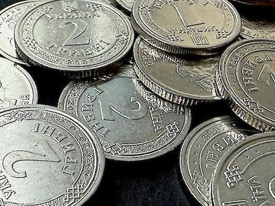 Частина пенсіонерів може отримувати щомісячну доплату понад 900 грн: хто має право