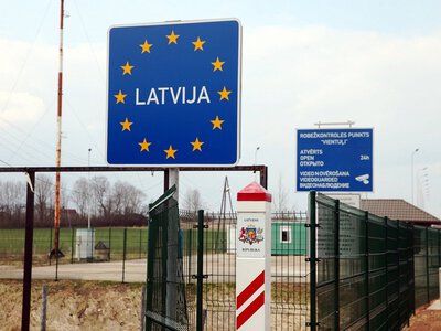 Латвія заборонить ще більше продуктів з РФ та Білорусі, зокрема м’ясні та молочні