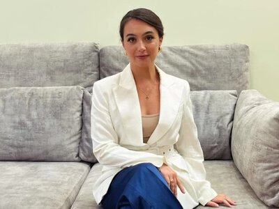 Розмови Мендель зі своїм несвідомим: чому заяви ексречниці Зеленського шкодять нам усім