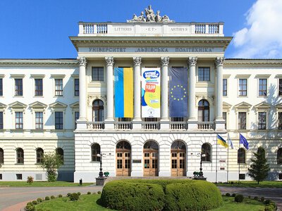 Вступ-2026: Міносвіти назвало найпопулярніші спеціальності та виші