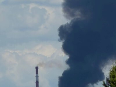 Безпілотники атакували нафтопереробний завод в Уфі (ВІДЕО)