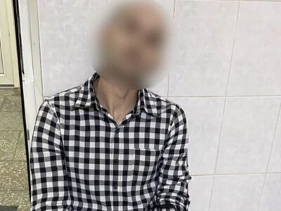 На площі Народній в Ужгороді чоловік «під кайфом» погрожував перехожим (ФОТО)