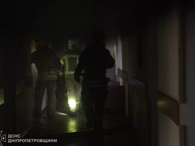 У Дніпрі під час пожежі в лікарні надзвичайники врятували 9 людей, одна людина загинула