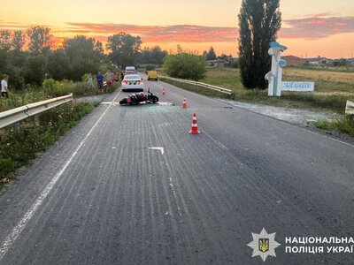 Поблизу Злазного мотоцикліст зіткнувся з мікроавтобусом: 22-річного водія госпіталізували