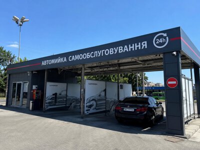 У Рівному знесуть три незаконні споруди