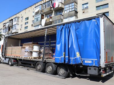 Тростянець отримав із Німеччини дві сонячні електростанції для шкіл