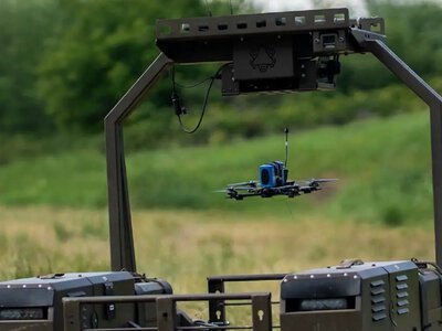 Україна першою у світі застосувала «повітряний десант» бойових роботів