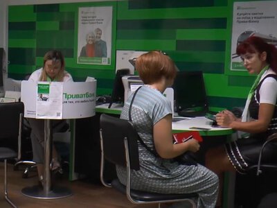 Банк може заморозити рахунок: юрист пояснив, чого не варто робити