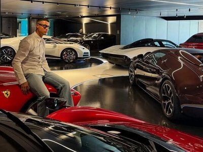 Роналду показав кілька «іграшок» у гаражі: від Mercedes-AMG One за $5 млн до Bugatti Centodieci за $16 млн та купи Ferrari