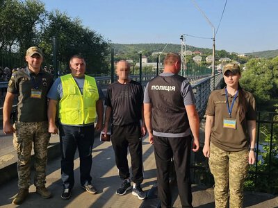 Уманські міграційники видворили з країни грузина, який відсидів термін у колонії