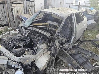 Росіяни атакували дронами автівки цивільних у Запорізькому районі