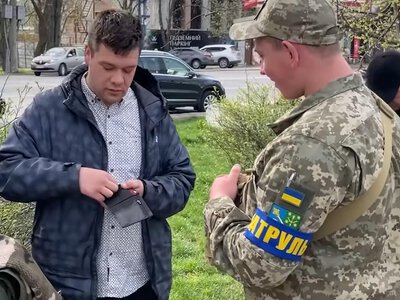 Податкова передасть дані чоловіків до ТЦК: кого внесуть до реєстру