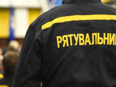 У Сенкевичівці гасили пожежу сухої трави
