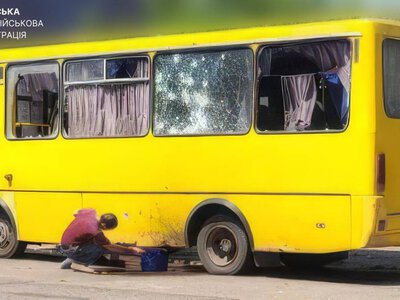 Росіяни атакували дроном маршрутку в Херсоні, п’ятеро постраждалих