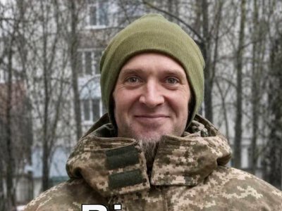 У Київській області прощаються з полеглим на фронті жителем Монастирищини