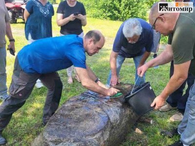 На Житомирщині виявили кам’яну бабу, вік якої досліджують археологи