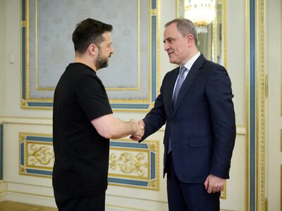 Вперше з початку вторгнення рф - Зеленський прийняв главу МЗС Азербайджану Джейхуна Байрамова
