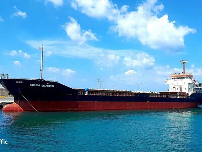 Росія знову атакувала цивільне судно з українською пшеницею у Чорному морі: є загиблий та поранені