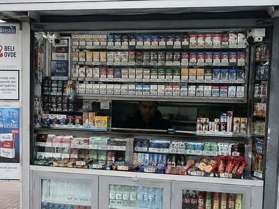РФ знищила склади з продукцією двох тютюнових компаній: чи буде дефіцит