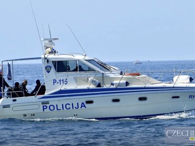 У Хорватії пʼяні туристи потопили орендований човен
