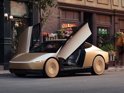 Tesla отримала серйозного конкурента: Uber вкладає мільярди в роботаксі