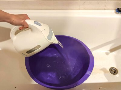 Чернігівці залишаються без гарячої води: перелік адрес
