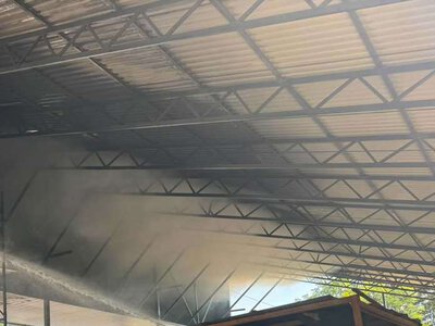 Загорівся навіс з сонячними панелями у Кельменцях: вогонь знищив акумулятори та інвертор