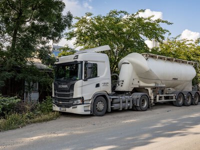 В Україні зріс попит на нові вантажівки та спецавто