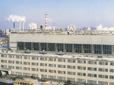 На території Львівського автобусного заводу показали доступні бомбосховища