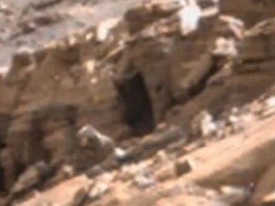 У скелі на Марсі знайшли «вхід»: що зафіксував марсохід NASA