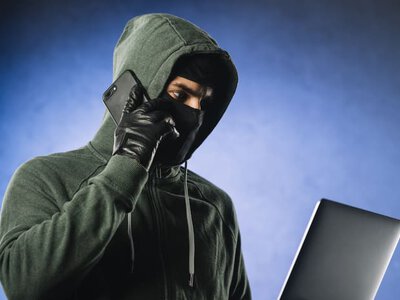 «Безпечний рахунок» виявився пасткою: на Полонщині жінка втратила 45 тисяч гривень
