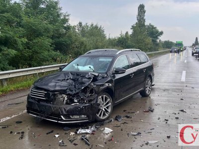 На трасі біля Коростеня аварія за участю трьох авто: водіїв попереджають про ускладнення руху