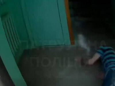 У Рівному велопатрульні врятували чоловіка, який упав і травмував голову