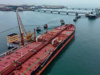 Maersk призупинила заходи до Чорноморська та переводить українські вантажі на залізничні маршрути через Румунію