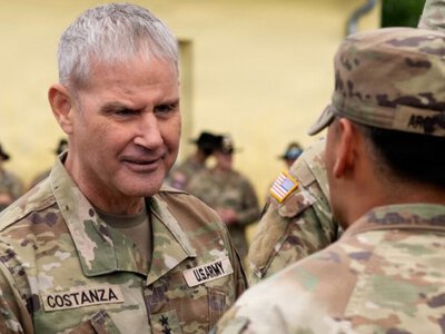 Пентагон достроково усунув генерала, який координував підтримку України