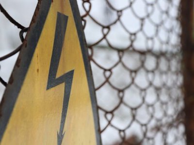  Негода на Київщині пошкодила десятки будинків у Кагарлику та залишила без світла 18 тисяч родин 